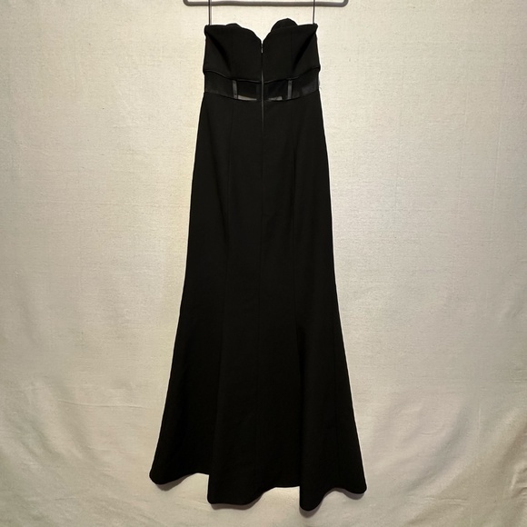 *FLAW* RTR Cinq a Sept Annalie Gown - size 4 - Picture 3 of 9